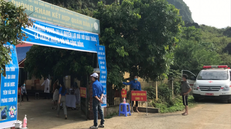 Cao Bằng triển khai tiêm mũi 2 vaccine phòng Covid-19 cho cư dân biên giới (12/08/2021)