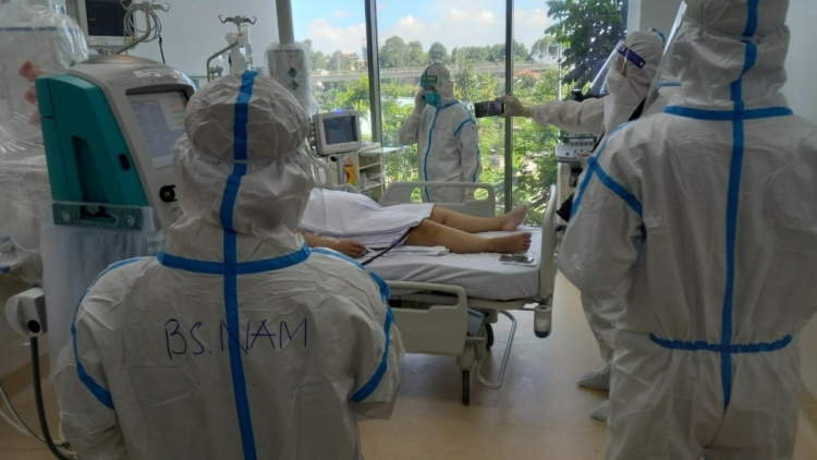 Điều trị cho bệnh nhân COVID-19: Mô hình điều trị 5 tầng cứu sống bệnh nhân nặng và nguy kịch (08/08/2021)
