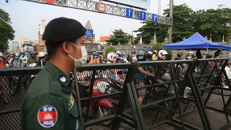 Thủ tướng Hun Sen: Việc phong tỏa không phải là ngăn chặn sự tự do hay phân biệt đối xử, mà là bảo vệ quyền được sống (23/08/2021)