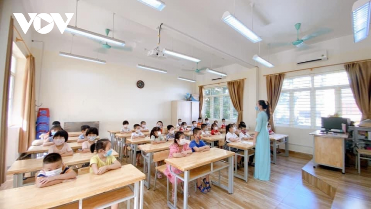 Năm học mới: Chủ động, linh hoạt thích ứng với tình hình dịch bệnh (28/08/2021)
