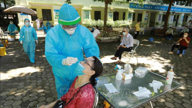 Hà Nội: Phát hiện nhiều F0 qua xét nghiệm diện rộng (20/8/2021)