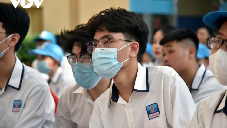 Các địa phương sẵn sàng đón năm học mới với 2 phương án: Dạy học tập trung và học online (20/08/2021)