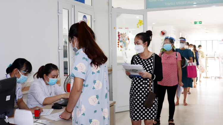 Đồng Nai thêm gần 1.000 ca mắc COVID-19 mới (18/09/2021)