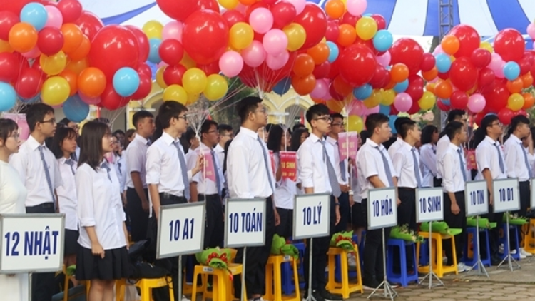 TP. HCM không lùi năm học mới, đặc biệt quan tâm đến học sinh khó khăn do covid-19 (04/09/2021)