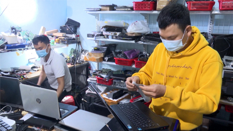 Quảng Nam bố trí việc làm cho người từ vùng dịch trở về quê (18/09/2021)