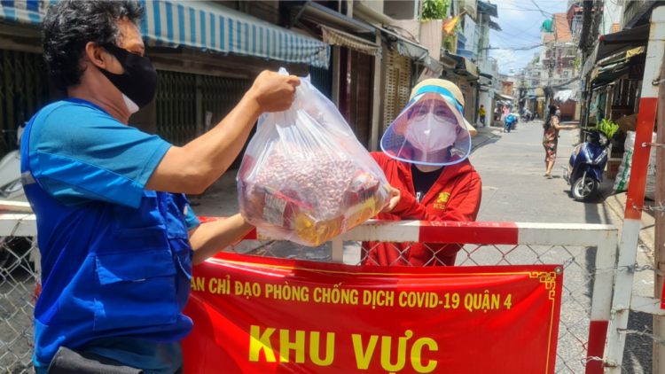 Nhiều địa phương ở TP. Hồ Chí Minh công khai danh sách hỗ trợ đợt 3 cho người dân khó khăn (29/09/2021)