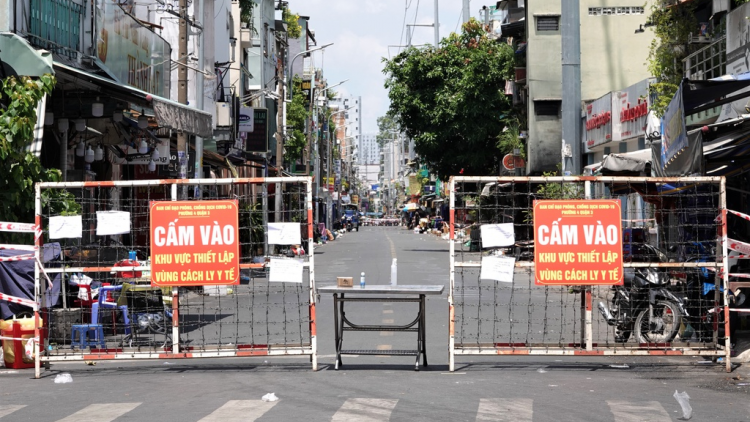 Phục hồi kinh tế: Không chỉ đơn giản là dẹp chốt kiểm dịch (30/09/2021)