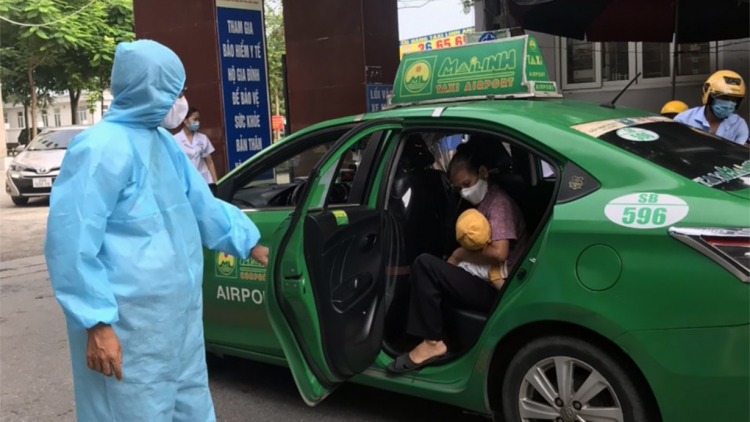 Tài xế taxi Mai Linh đỡ đẻ thành công cho sản phụ: “Tôi xem đây là trách nhiệm ” (02/09/2021)