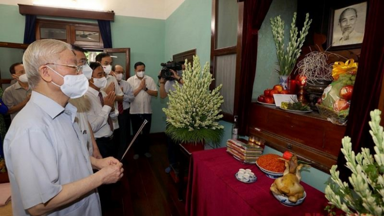 THỜI SỰ 18H CHIỀU 02/09/2021: Tổng Bí thư Nguyễn Phú Trọng dâng hương tưởng niệm Chủ tịch Hồ Chí Minh