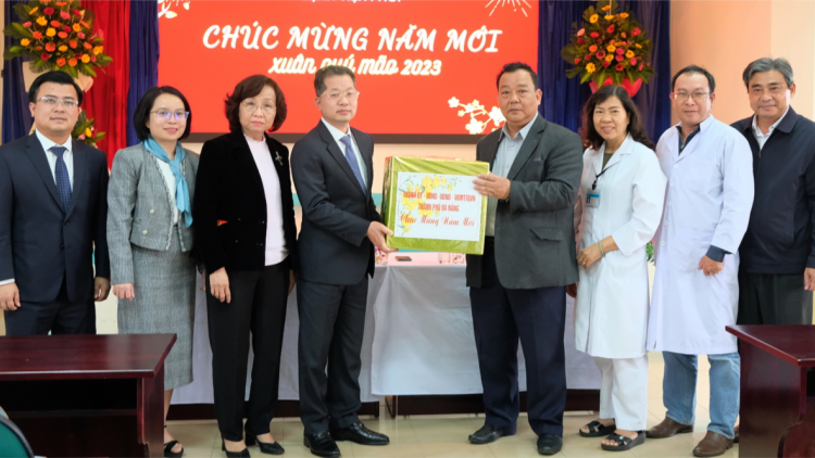 Xây dựng thành phố Đà Nẵng thành trung tâm y tế chất lượng cao (16/1/2023)