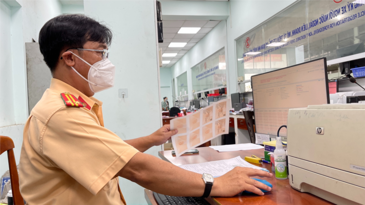 Hà Nội nộp phạt vi phạm giao thông qua dịch vụ công tăng (2/1/2023)