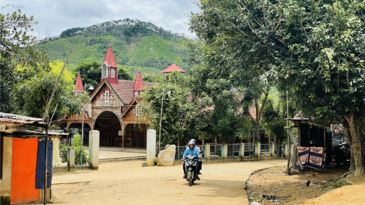 Gia Lai:  Diện mạo mới ở xã anh hùng Hà Đông (04/1/2023)