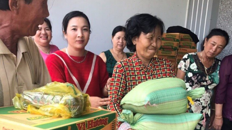 Tết đến sớm với những người hoàn cảnh khó khăn (17/1/2023)