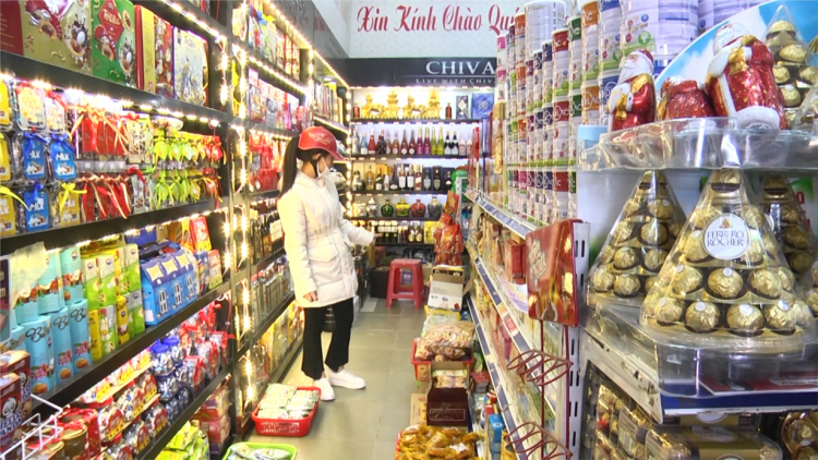Yên Bái dồi dào hàng hóa dịp Tết (9/1/2023)