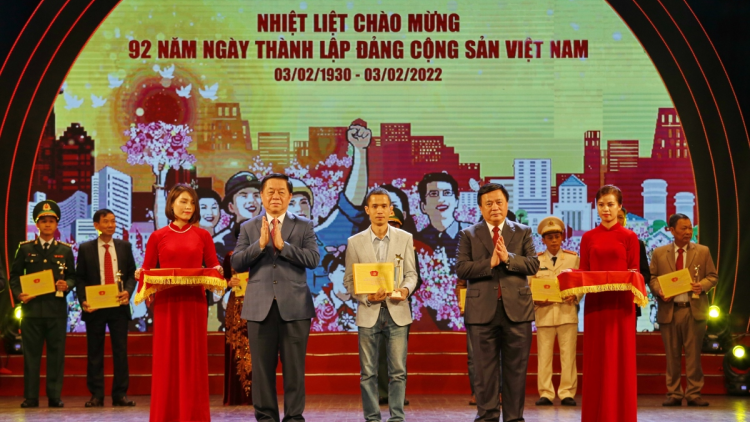 Ông Nguyễn Xuân Thắng dự chương trình Mãi mãi niềm tin theo Đảng (28/1/2023)
