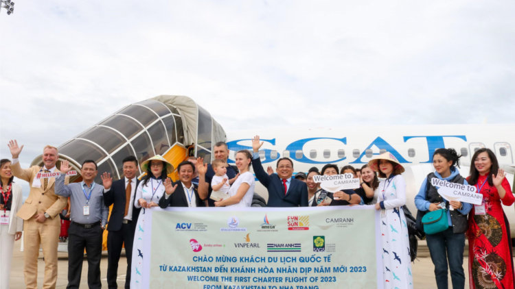 Tăng cường phòng chống dịch dịp Tết Nguyên đán và mùa Lễ hội 2023 (10/1/2023)