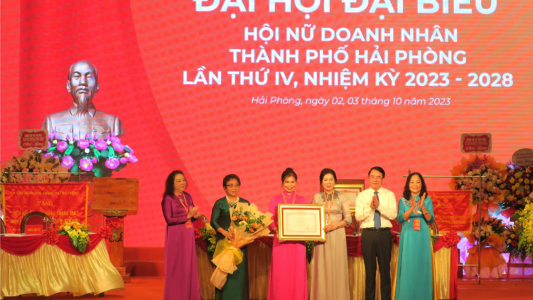 Những nữ doanh nhân kiên cường, nhân ái – “bông hồng thép” của TP Hải Phòng (12/10/2023)
