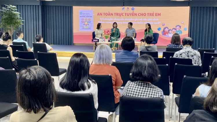 An toàn trực tuyến cho trẻ em:  Cần sự góp sức từ nhiều phía (28/10/2023)
