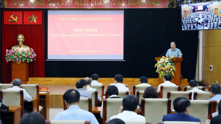Hội nghị triển khai một số văn bản mới của Đảng (17/10/2023)
