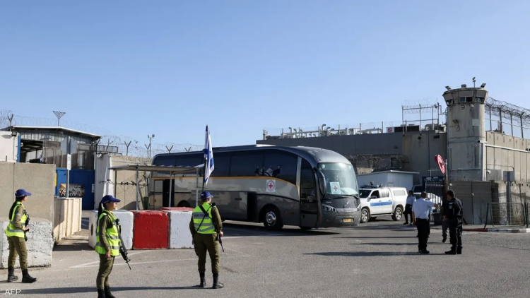 Việc thực thi thỏa thuận trao đổi tù nhân giữa Israel và Hamas gặp trở ngại trong ngày thứ hai (26/11/2023)