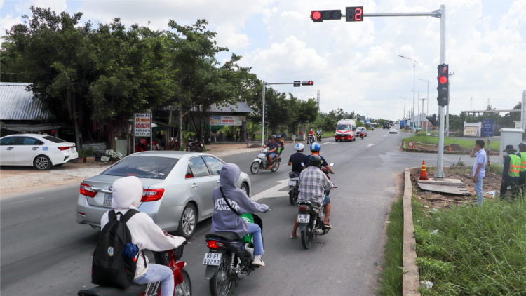 Cần Thơ: Hiệu quả từ đèn tín hiệu giao thông ở tỉnh lộ 922 (15/11/2023)
