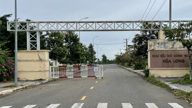 Di dời cơ sở ô nhiễm môi trường: Doanh nghiệp lo lắng về thủ tục, giá đất (18/11/2023)