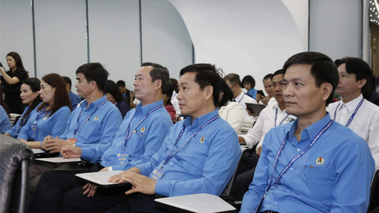 Đại hội 13 Công đoàn Việt Nam:
Kỳ vọng Đại hội đề ra những quyết sách thiết thực chăm lo cho người lao động (30/11/2023)
