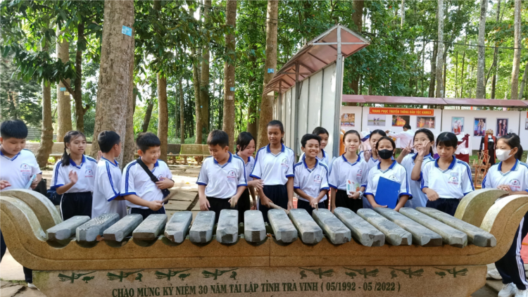 Trà Vinh: Khai mạc trưng bày triển lãm hưởng ứng Ngày Di sản văn hóa Việt Nam (21/11/2023)