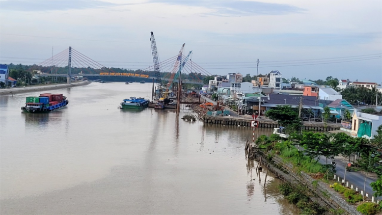 Tiền Giang: Đầu tư gần 35 tỷ đồng xử lý cấp bách đoạn sạt lở bờ Bắc kênh Chợ Gạo (17/11/2023)