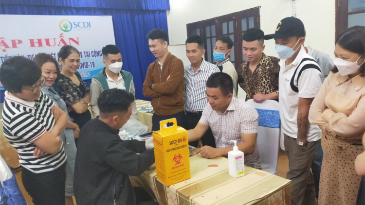 Nhóm đồng đẳng Sao Va góp sức ngăn chặn lây nhiễm HIV trong cộng đồng (1/12/2023)