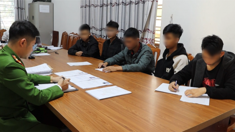 Chặn “hung thần đường phố” tuổi thanh thiếu niên (24/12/2023)