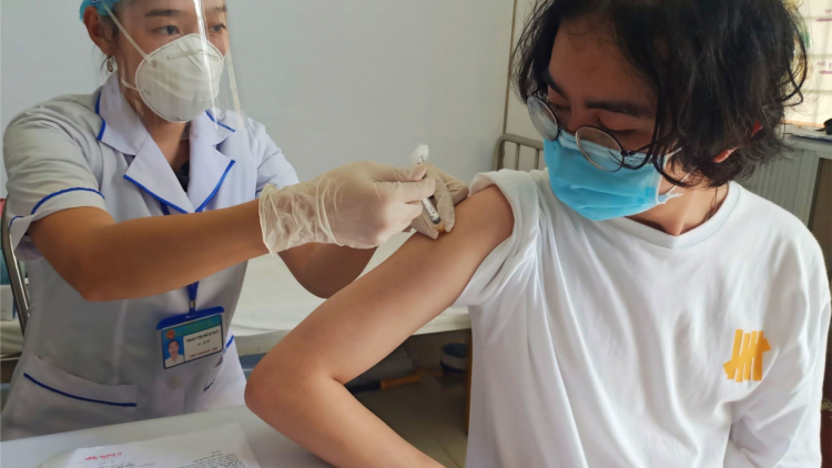 Bộ Y tế đẩy nhanh tiến độ đặt hàng một số loại vaccine trong Chương trình tiêm chủng mở rộng quốc gia (09/12/2023)