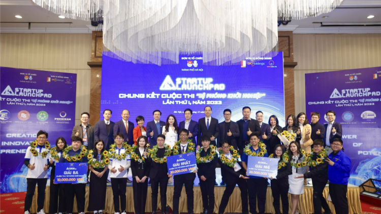 Đại học Bách khoa Hà Nội giành giải Nhất cuộc thi “Bệ phóng khởi nghiệp” (22/12/2023)
