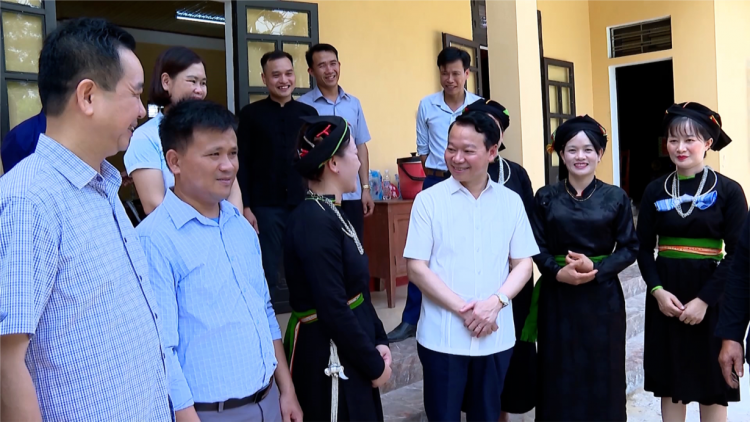 Yên Bái chú trọng đào tạo, bồi dưỡng cán bộ (17/12/2023)