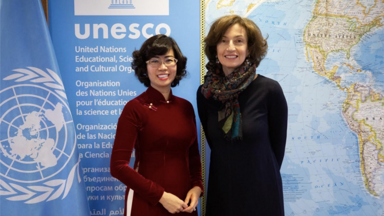 Đại sứ Việt Nam bên cạnh UNESCO chào từ biệt Tổng Giám đốc UNESCO nhân dịp kết thúc nhiệm kỳ công tác (06/12/2023)