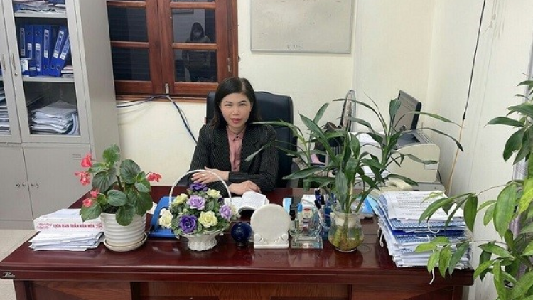 Nữ Trưởng phòng Tư pháp huyện Sơn Dương, tỉnh Tuyên Quang: "Thức khuya, dậy sớm", mang pháp luật đến với người dân  (10/11/2023)