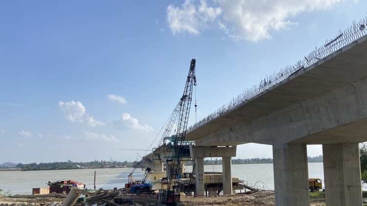 Tập trung tiến độ cao tốc Băc Nam đoạn Diễn Châu - Bãi Vọt (14/12/2023)