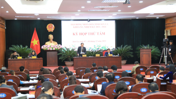 Nhiều vấn đề “nóng” được chất vấn tại Kỳ họp thứ 8 HĐND Sơn La (08/12/2023)
