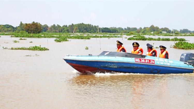 Hải quan An Giang: Quyết liệt đấu tranh, phòng chống, ngăn chặn vận chuyển ma tuý qua biên giới (04/12/2023)