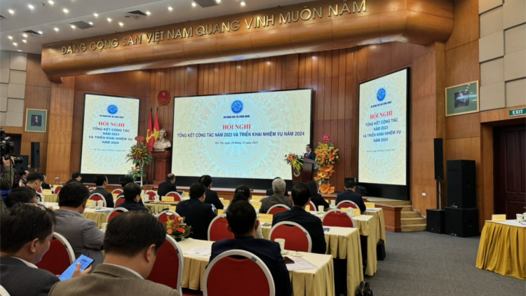 PTT Trần Lưu Quang: Phải có cách tiếp cận khác trong hoạt động khoa học công nghệ (28/12/2023)