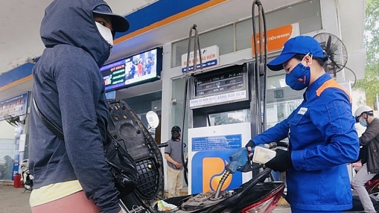 Đầu mối quản lý, điều hành giá xăng dầu: Câu chuyện về trách nhiệm và sự phối hợp ( 7/2/2023)