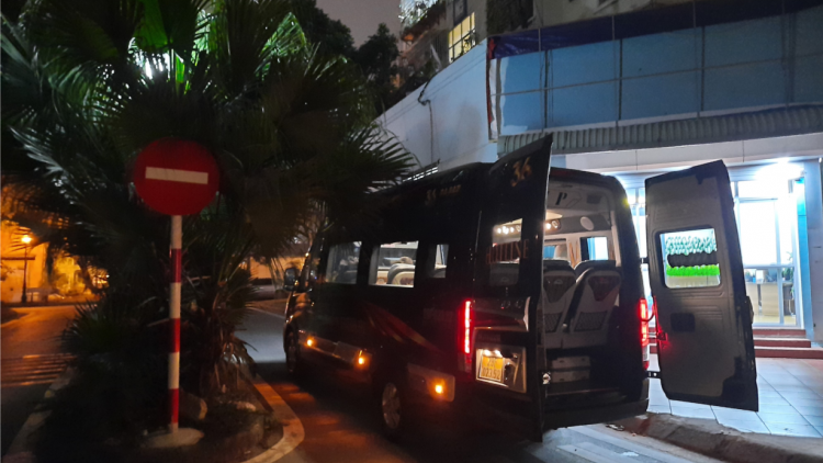 Hà Nội: Khu đô thị Đồng Tầu đang biến thành bến xe ngoại tỉnh? (22/2/2023)