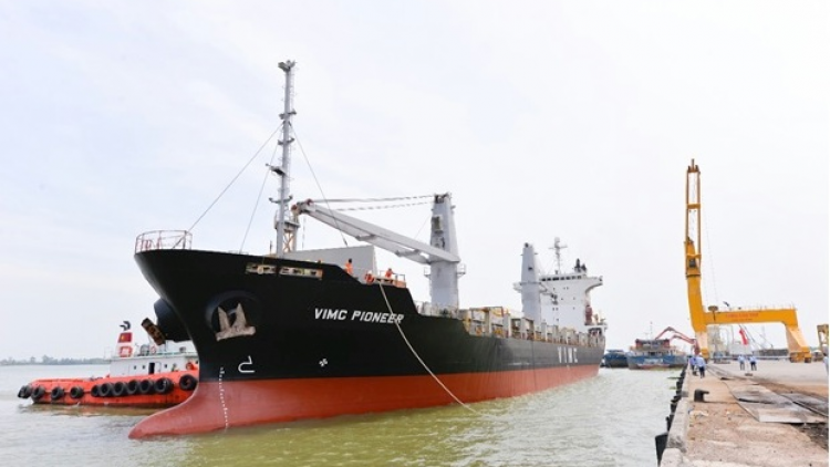 Đón tàu trọng tải lớn trong chuỗi dịch vụ vận tải container Hải Phòng – Hồ Chí Minh – Cần Thơ (28/2/2023)