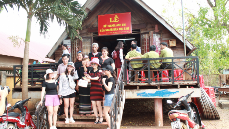 Khám phá những nét đẹp văn hoá ở làng Quảng Hòa, xã Ea Tam, huyện Krông Năng, tỉnh Đắk Lắk (22/2/2023)