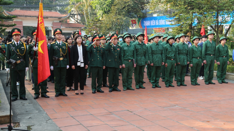 THỜI SỰ 12H TRƯA 8/2/2023: Hôm nay có thêm 24 tỉnh, thành phố tổ chức lễ giao nhận quân.