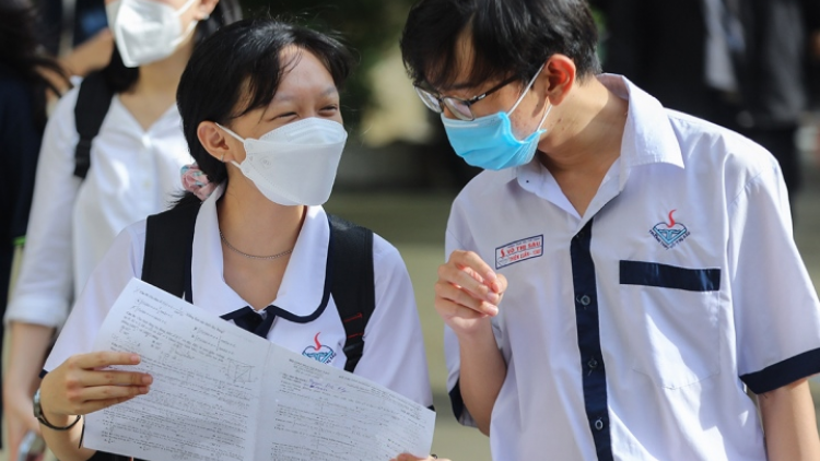 THỜI SỰ 18H CHIỀU 22/2/2023: Hà Nội chốt thi ba môn bắt buộc vào lớp 10 là Toán, Văn và Ngoại ngữ, không có môn thứ tư