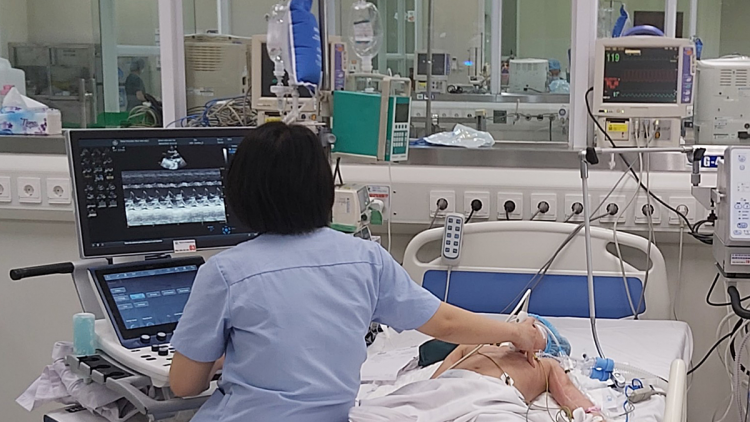 Thiếu Vaccine dịch vụ ở cơ sở y tế công - nguyên nhân và những hệ luỵ (28/3/2023)