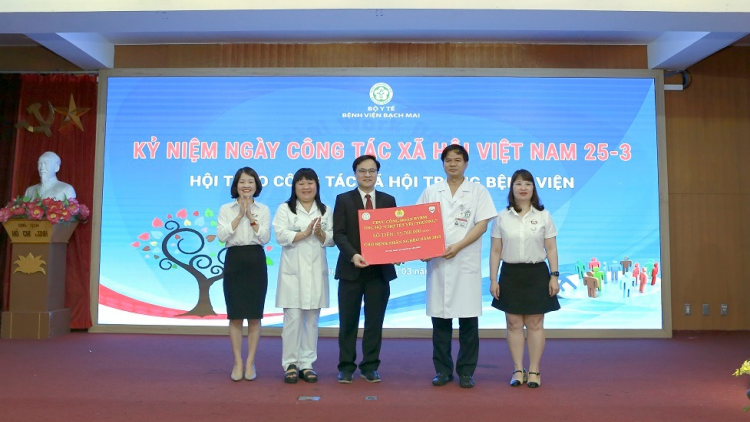 Người làm nghề công tác xã hội trong bệnh viện tăng hơn 10 lần (25/3/2023)