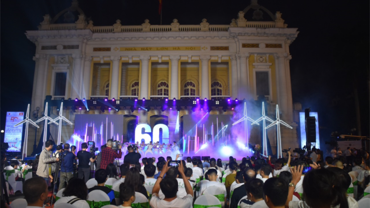 Hưởng ứng Chiến dịch Giờ trái đất 2023: Cả nước đã tiết kiệm được 298.000 kWh điện sau 1 giờ tắt đèn (25/03/2023)
