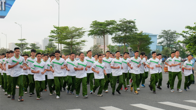 Đà Nẵng: Hơn 3.000 người tham gia Ngày chạy Olimpic 2023 (26/3/2023)
